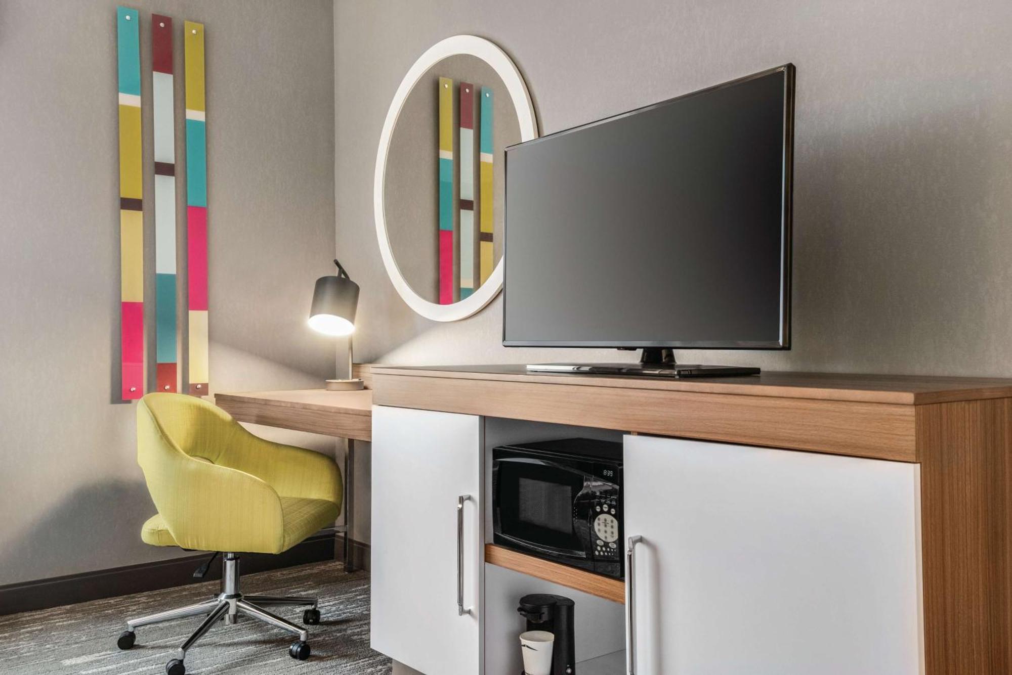 Hampton Inn Brooklyn Park Extérieur photo